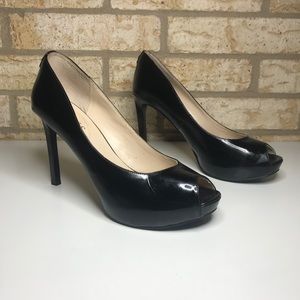 Guess Black Vegan Leather Heels Peep Toe Sz 8